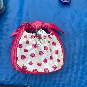 BNWT 🌺VERA BRADLEY “Make Me Blush” Small Clutch Bag🌺🌺🌺🌺